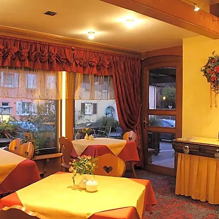 Le Hotel