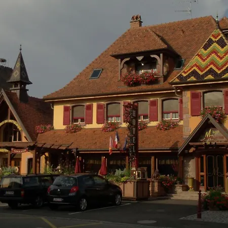 Le Hotel
